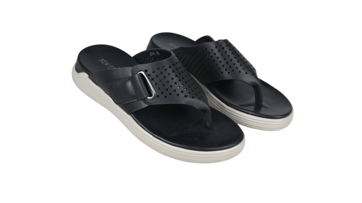 ComfoStep Buckle Slippers