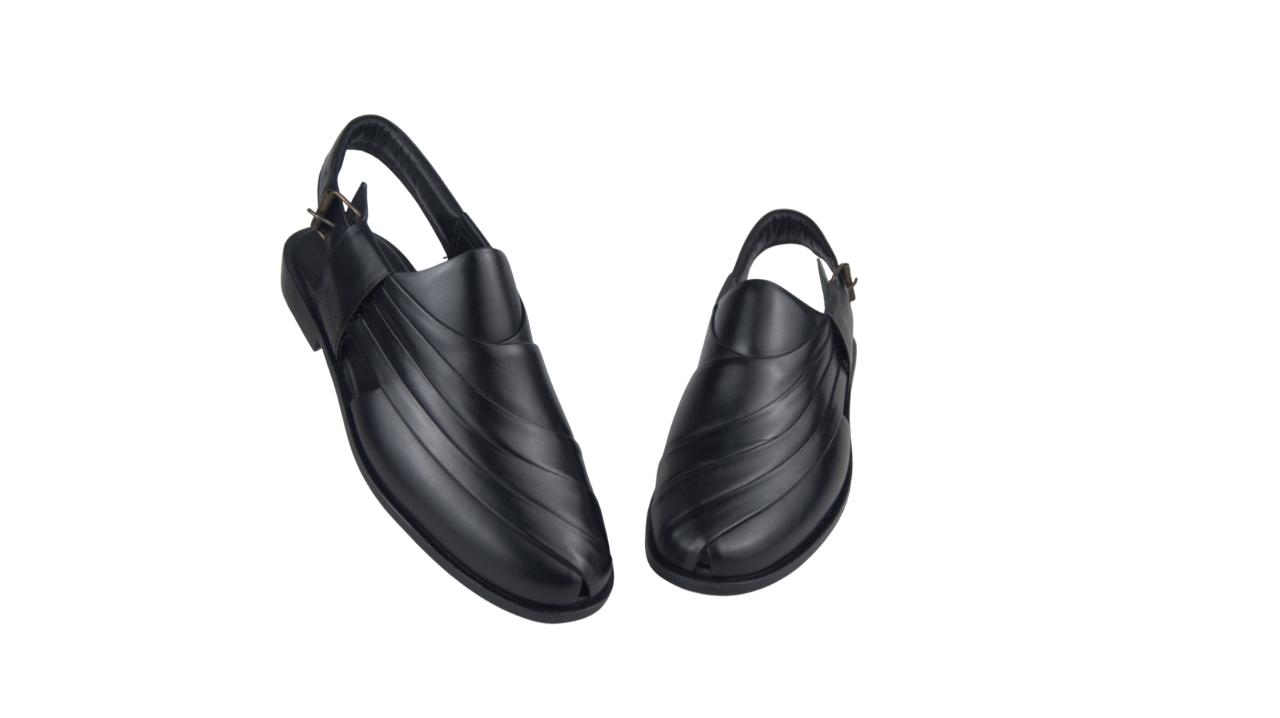 Men’s Glossy Black Peshawari Chappal