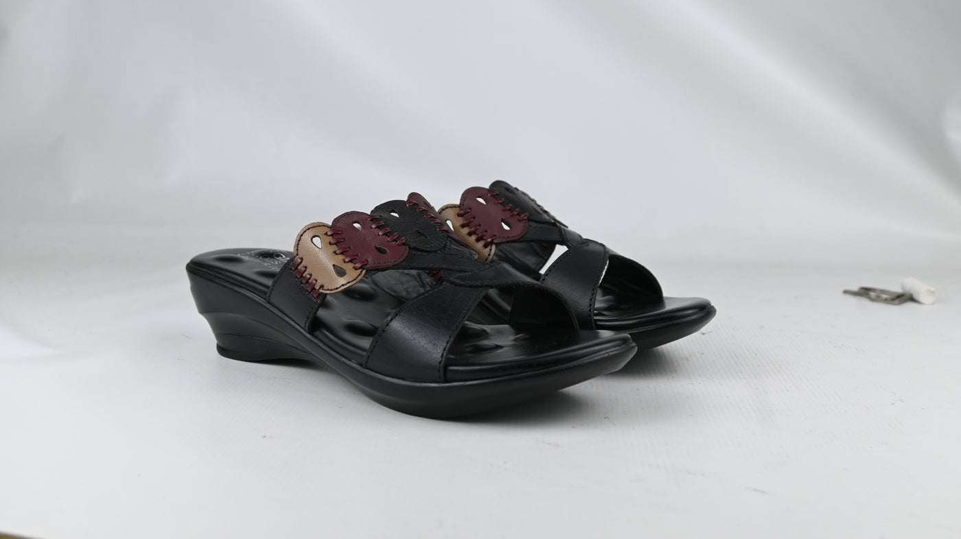 Trendy Multi-Color Slip-On Slippers