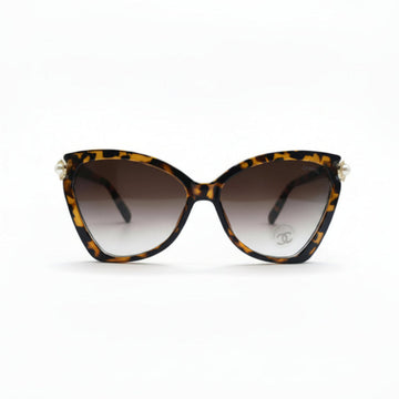 Oversized Butterfly Cat-Eye Sunglasses | Brown Tortoise Frame | Brown Gradient Lenses